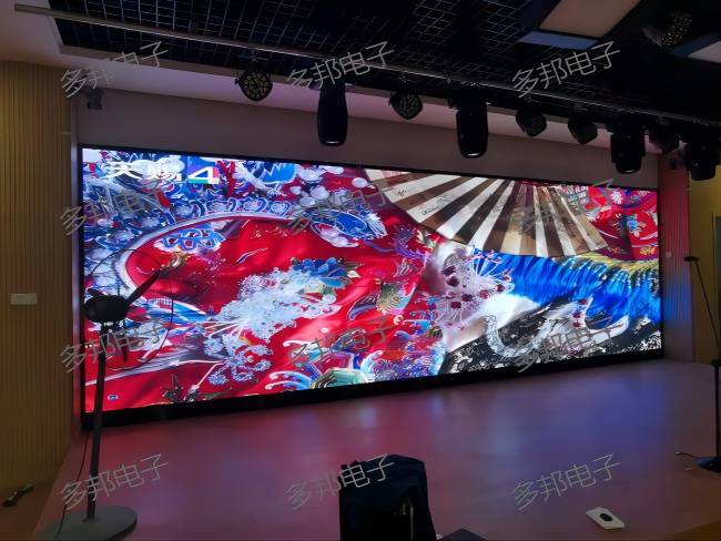 祝賀我司南通某幼兒園 室內P2.5全彩 交付使用